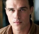 Finn Wittrock