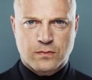 Michael Chiklis